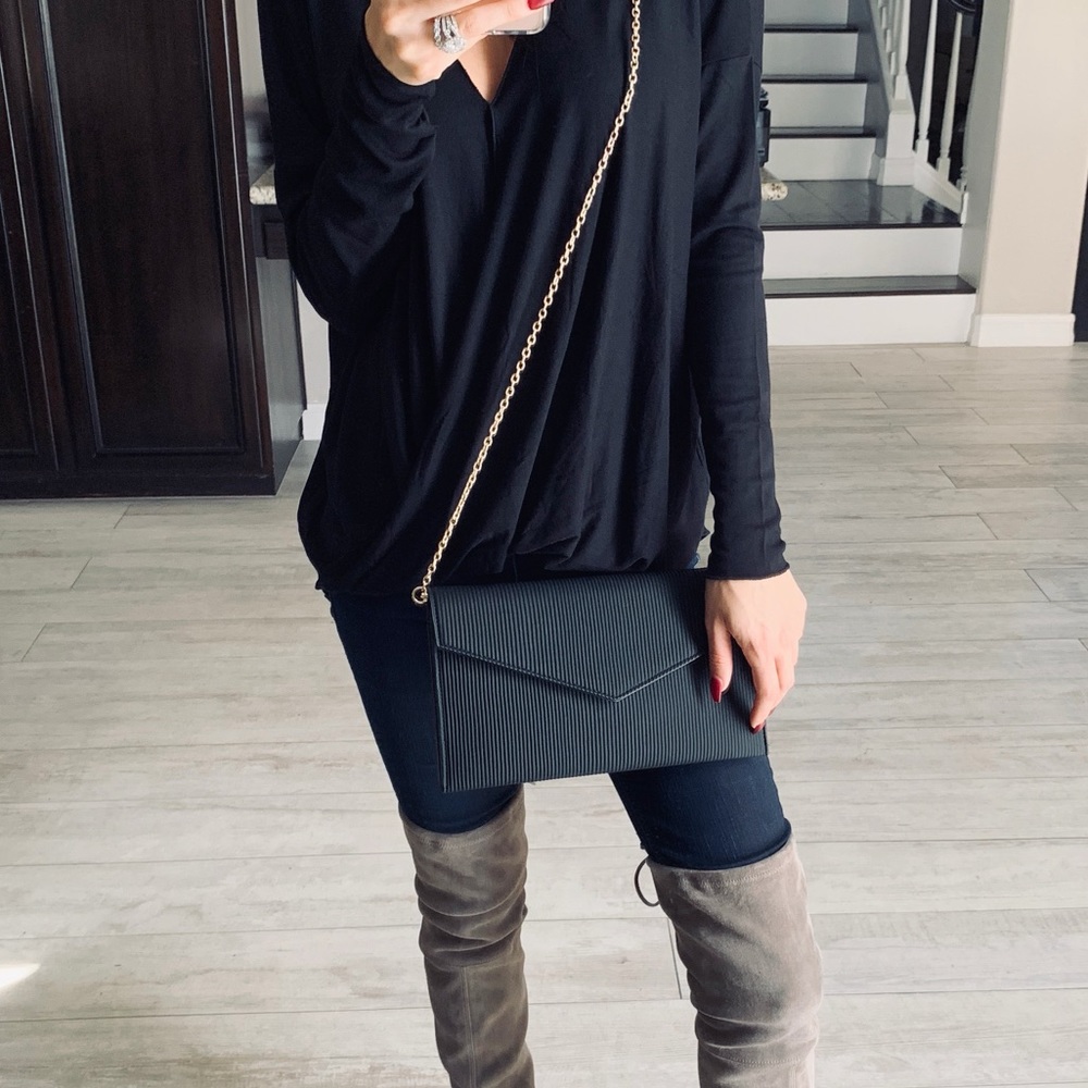 LAST//ATHENA Clutch in Black